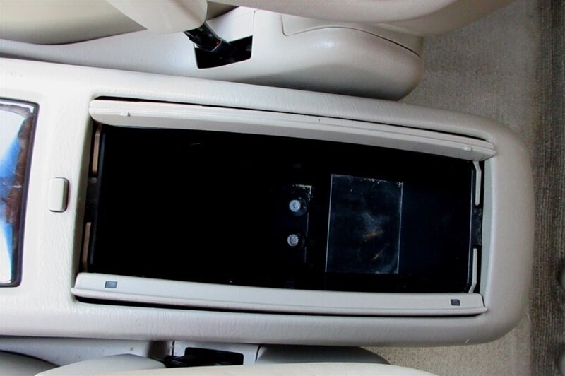 2003 Toyota Highlander Limited   - Photo 40 - Bohemia, NY 11716