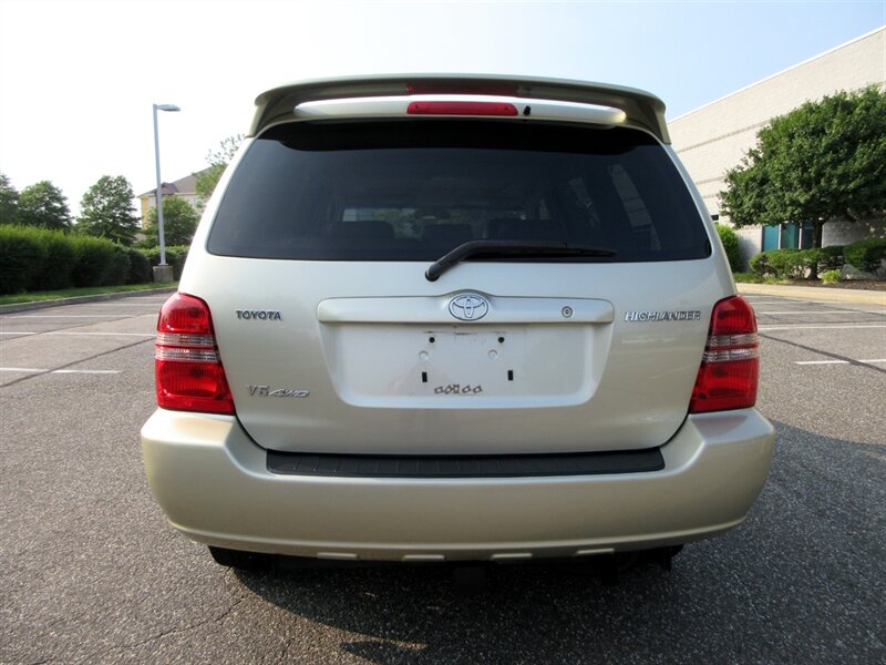 2003 Toyota Highlander Limited   - Photo 16 - Bohemia, NY 11716