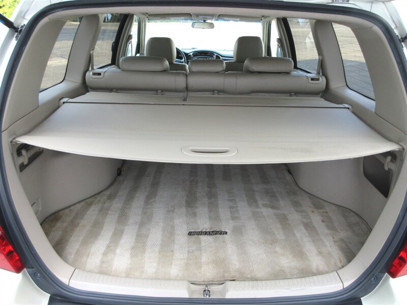 2003 Toyota Highlander Limited   - Photo 58 - Bohemia, NY 11716