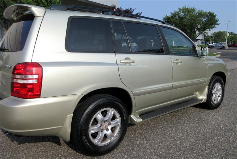 2003 Toyota Highlander Limited   - Photo 25 - Bohemia, NY 11716