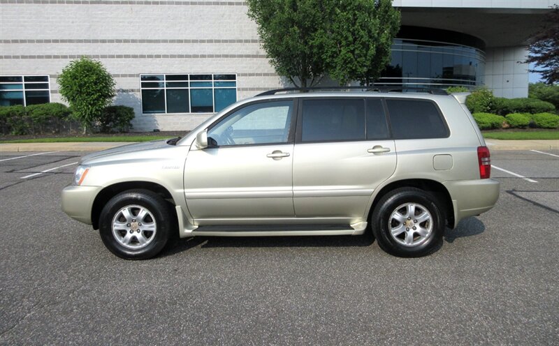 2003 Toyota Highlander Limited   - Photo 13 - Bohemia, NY 11716