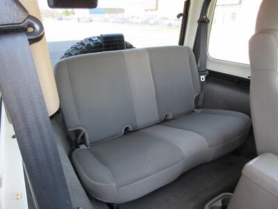 2003 Jeep Wrangler Sahara   - Photo 40 - Bohemia, NY 11716