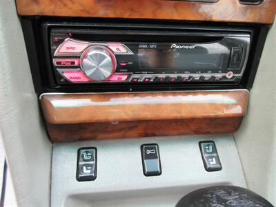 1991 Mercedes-Benz 560 SEL - Photo 29 - Bohemia, NY 11716