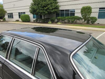 1991 Mercedes-Benz 560 SEL - Photo 19 - Bohemia, NY 11716