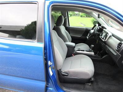 2016 Toyota Tacoma SR5 V6   - Photo 49 - Bohemia, NY 11716