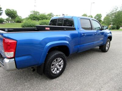 2016 Toyota Tacoma SR5 V6   - Photo 20 - Bohemia, NY 11716