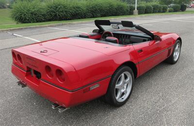 1987 Chevrolet Corvette Convertible - Photo 4 - Bohemia, NY 11716
