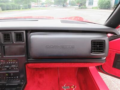 1987 Chevrolet Corvette Convertible - Photo 43 - Bohemia, NY 11716