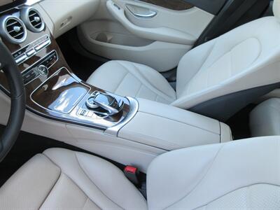 2015 Mercedes-Benz C 300 4MATIC - Photo 32 - Bohemia, NY 11716