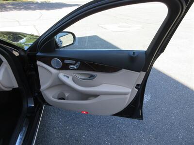 2015 Mercedes-Benz C 300 4MATIC - Photo 46 - Bohemia, NY 11716