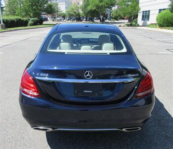 2015 Mercedes-Benz C 300 4MATIC - Photo 14 - Bohemia, NY 11716