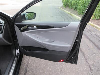2011 Hyundai Sonata Limited - Photo 56 - Bohemia, NY 11716
