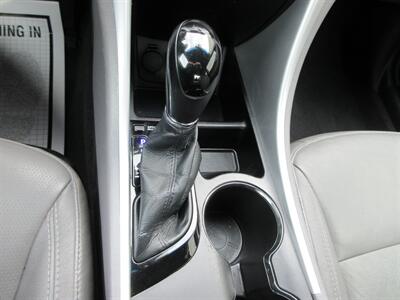 2011 Hyundai Sonata Limited - Photo 36 - Bohemia, NY 11716