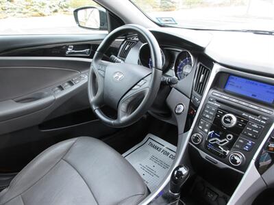 2011 Hyundai Sonata Limited - Photo 32 - Bohemia, NY 11716