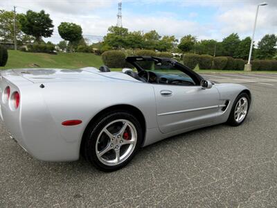 2001 Chevrolet Corvette   - Photo 20 - Bohemia, NY 11716