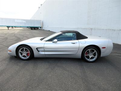 2001 Chevrolet Corvette   - Photo 21 - Bohemia, NY 11716