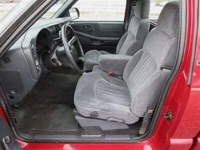 1999 Chevrolet S-10 LS   - Photo 29 - Bohemia, NY 11716