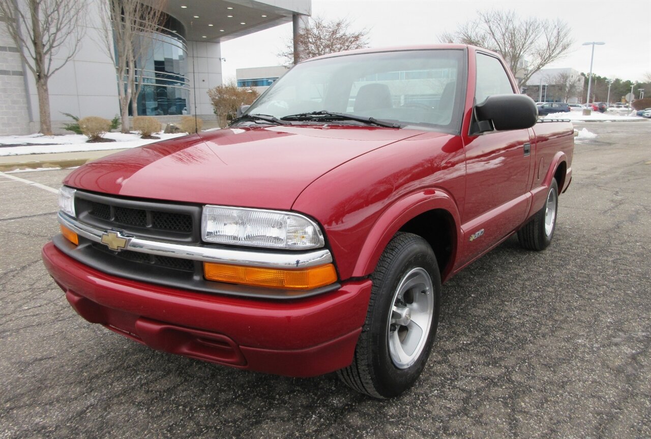 1999 Chevrolet S-10 LS's photo