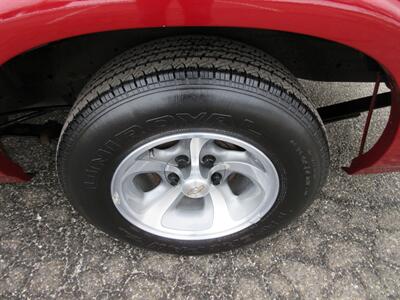 1999 Chevrolet S-10 LS   - Photo 46 - Bohemia, NY 11716