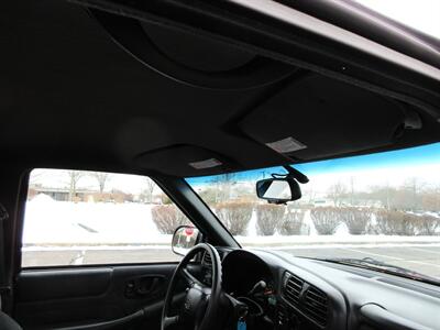 1999 Chevrolet S-10 LS   - Photo 43 - Bohemia, NY 11716