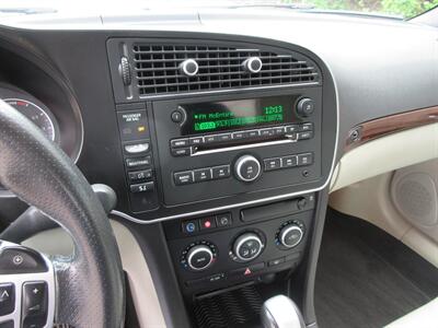 2010 Saab 9-3 2.0T   - Photo 54 - Bohemia, NY 11716