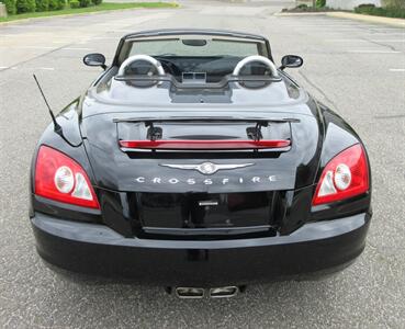 2007 Chrysler Crossfire Limited   - Photo 14 - Bohemia, NY 11716