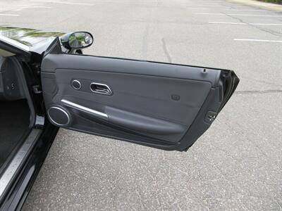 2007 Chrysler Crossfire Limited   - Photo 43 - Bohemia, NY 11716