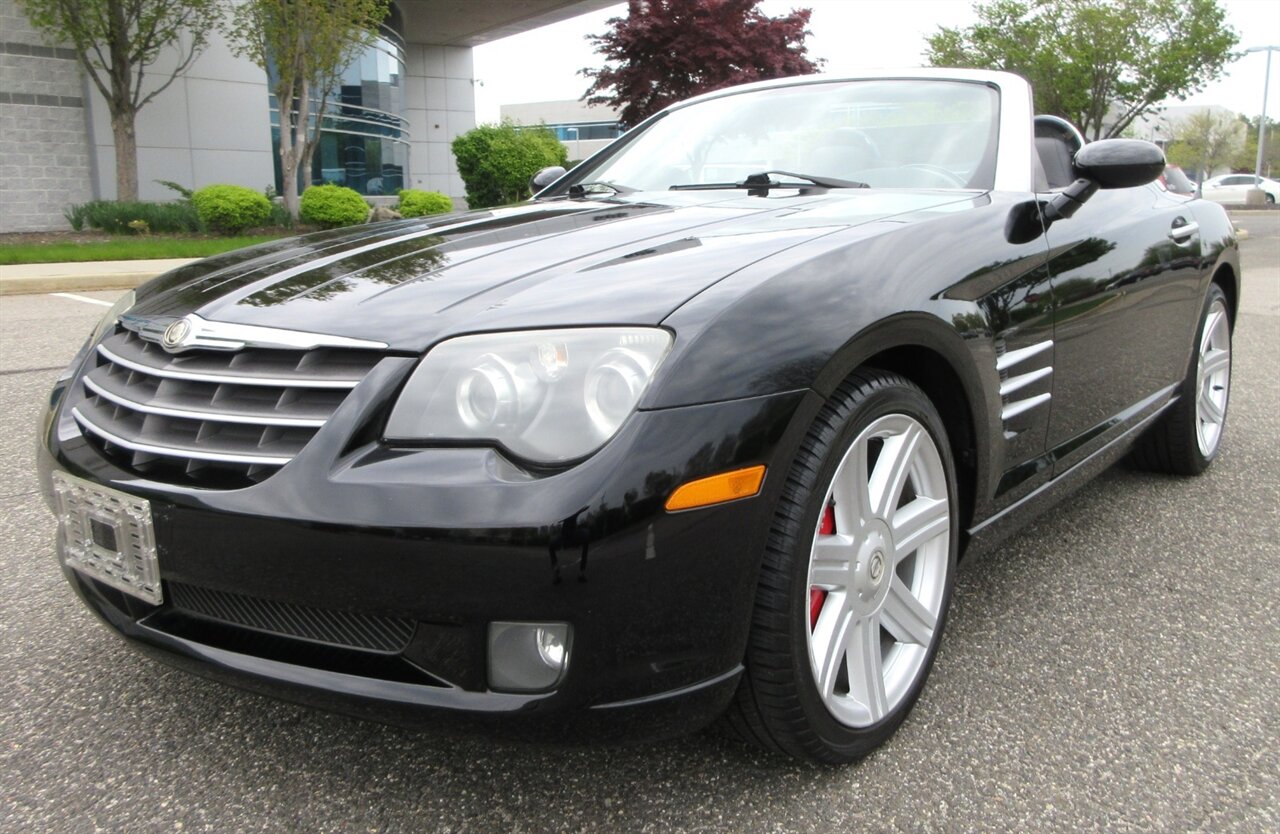 2007 Chrysler Crossfire Limited   - Photo 1 - Bohemia, NY 11716