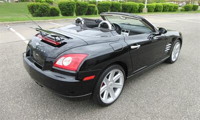 2007 Chrysler Crossfire Limited   - Photo 8 - Bohemia, NY 11716