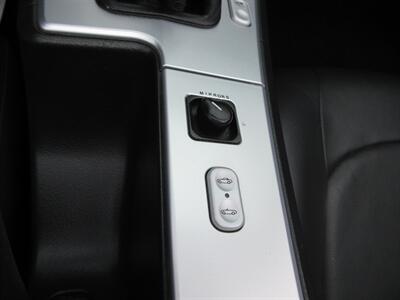 2007 Chrysler Crossfire Limited   - Photo 32 - Bohemia, NY 11716