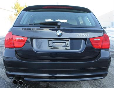 2010 BMW 328i xDrive   - Photo 16 - Bohemia, NY 11716