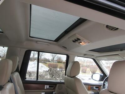 2016 Land Rover LR4 HSE LUX - Photo 49 - Bohemia, NY 11716