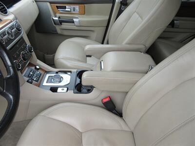 2016 Land Rover LR4 HSE LUX - Photo 35 - Bohemia, NY 11716