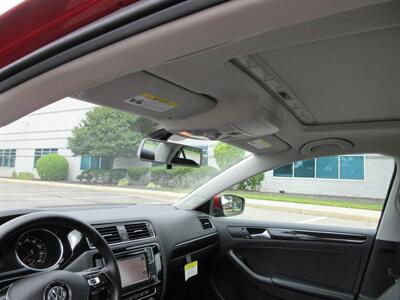 2017 Volkswagen Jetta 1.8T SEL Premium   - Photo 32 - Bohemia, NY 11716