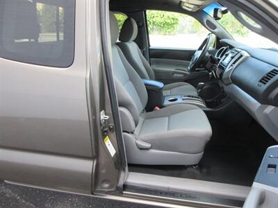2013 Toyota Tacoma EX SR5 - Photo 37 - Bohemia, NY 11716