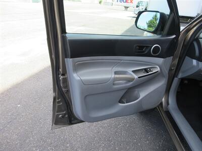 2013 Toyota Tacoma EX SR5 - Photo 18 - Bohemia, NY 11716