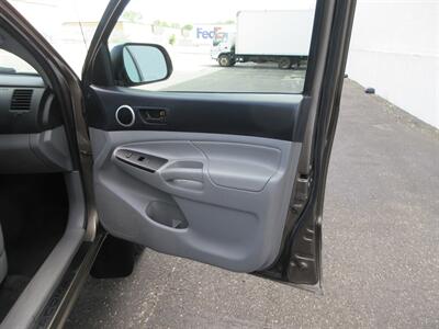 2013 Toyota Tacoma EX SR5 - Photo 39 - Bohemia, NY 11716