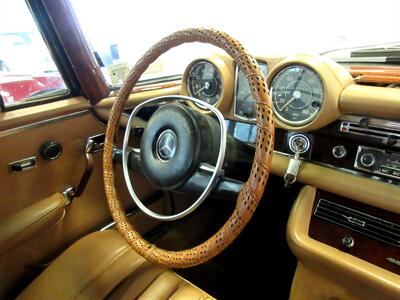 1971 Mercedes-Benz 280SE  Convertible - Photo 38 - Bohemia, NY 11716