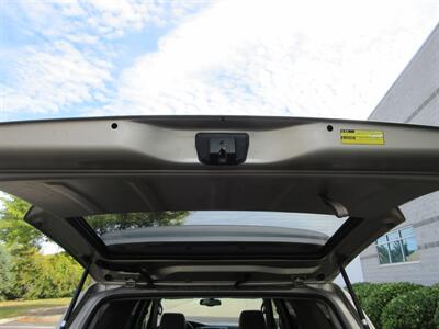 2005 Toyota 4Runner Limited - Photo 19 - Bohemia, NY 11716