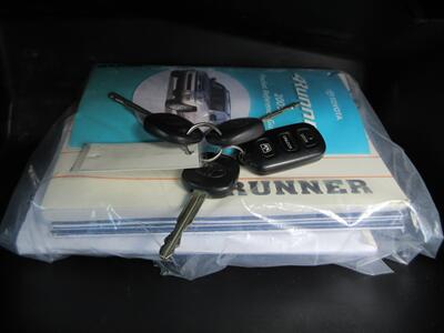 2005 Toyota 4Runner Limited - Photo 66 - Bohemia, NY 11716