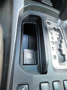 2005 Toyota 4Runner Limited - Photo 27 - Bohemia, NY 11716