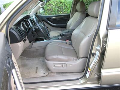 2005 Toyota 4Runner Limited - Photo 24 - Bohemia, NY 11716