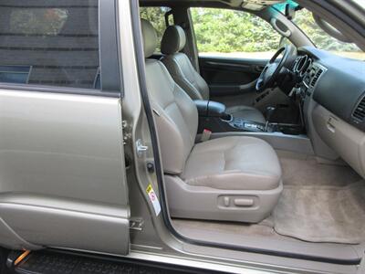 2005 Toyota 4Runner Limited - Photo 44 - Bohemia, NY 11716