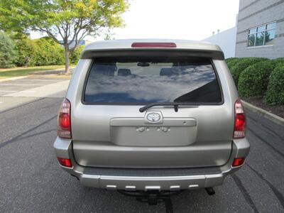 2005 Toyota 4Runner Limited - Photo 14 - Bohemia, NY 11716