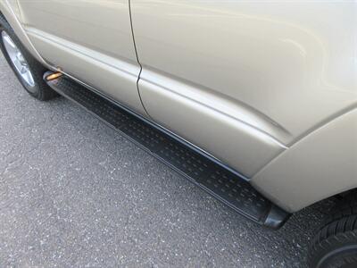 2005 Toyota 4Runner Limited - Photo 17 - Bohemia, NY 11716