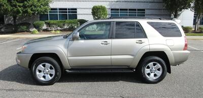 2005 Toyota 4Runner Limited - Photo 5 - Bohemia, NY 11716