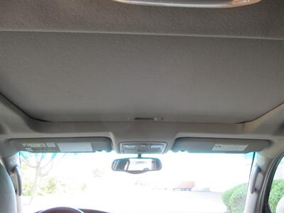 2005 Toyota 4Runner Limited - Photo 34 - Bohemia, NY 11716