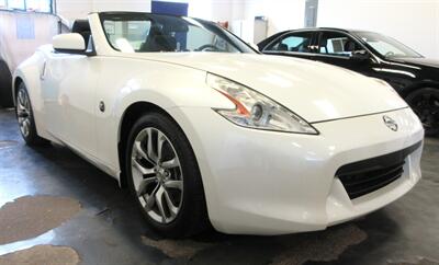 2010 Nissan 370Z Roadster - Photo 2 - Bohemia, NY 11716