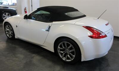 2010 Nissan 370Z Roadster - Photo 9 - Bohemia, NY 11716