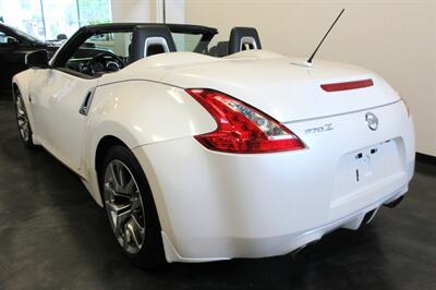 2010 Nissan 370Z Roadster - Photo 7 - Bohemia, NY 11716
